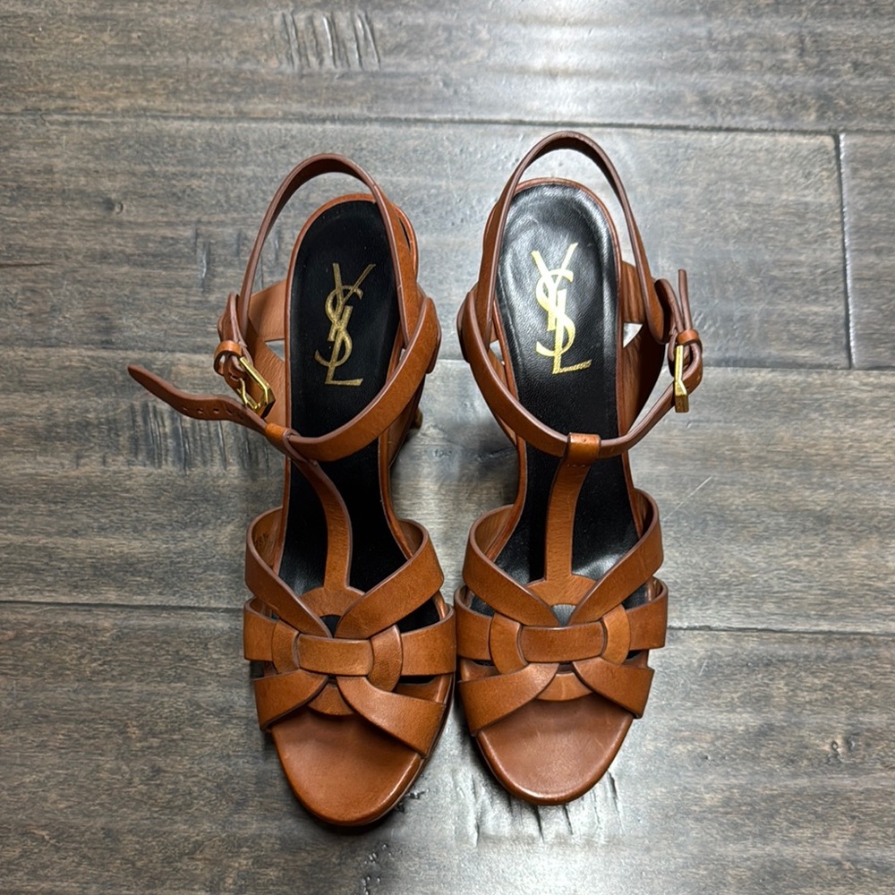 Yves Saint Laurent Women's Brown Leather Sandals